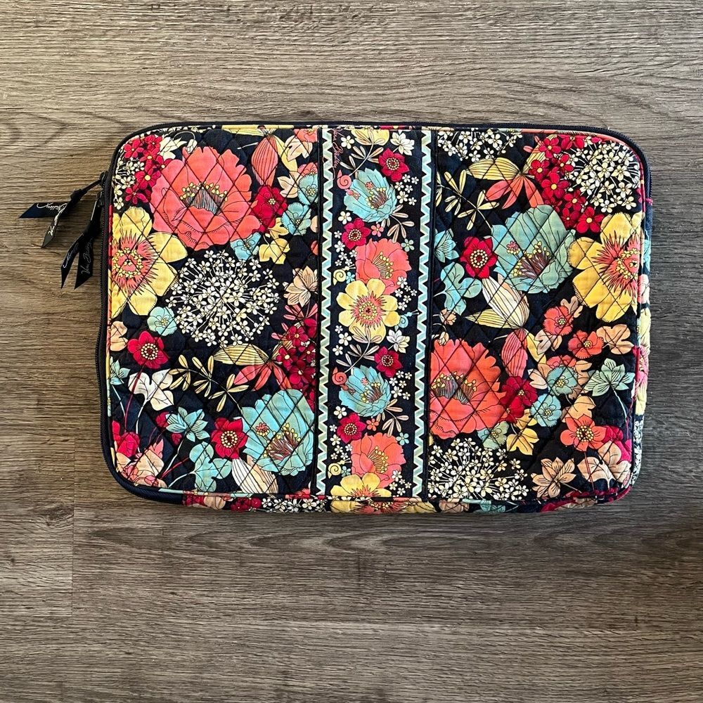 Vera Bradley Happy Snails Laptop Case Quilted Floral Large Tech All Around Zip - Picture 3 of 3